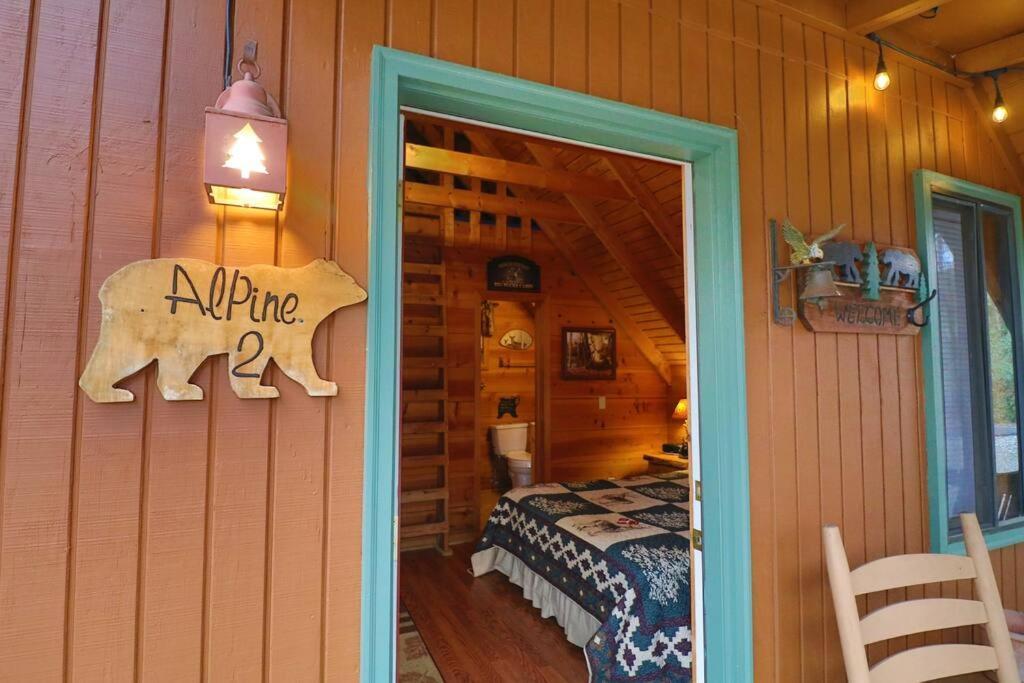 Cozy Cabin W/ Fireplace 3 Minutes To Helen! #2. المظهر الخارجي الصورة