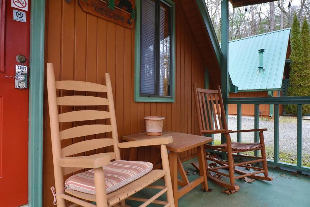 Cozy Cabin W/ Fireplace 3 Minutes To Helen! #2. المظهر الخارجي الصورة