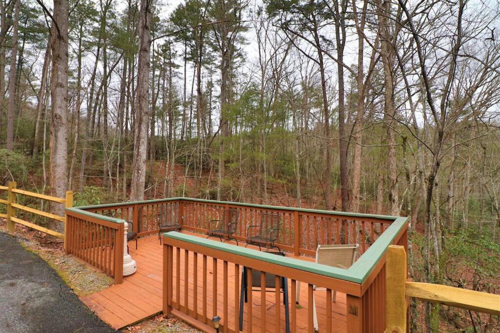 Cozy Cabin W/ Fireplace 3 Minutes To Helen! #2. المظهر الخارجي الصورة